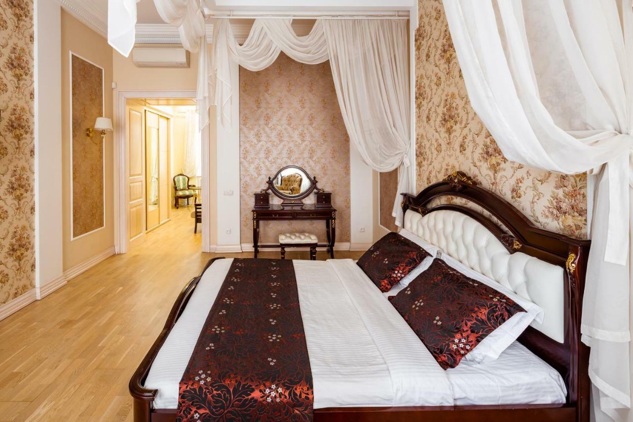 Romari Проспект Свободи 31 Lemberg Exterior foto
